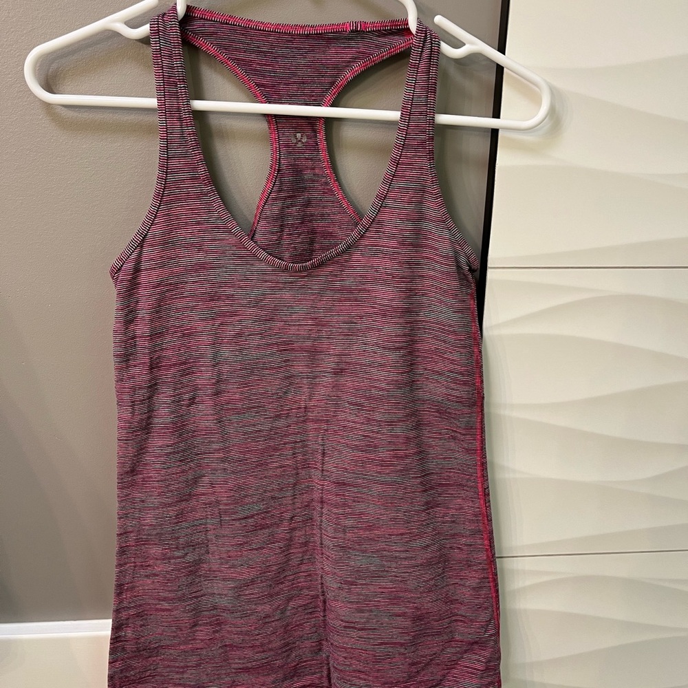 Lululemon cool racer bake - size 6
